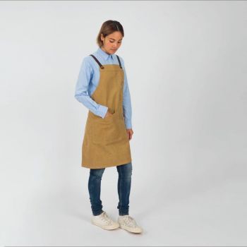 ผ้ากันเปื้อนสายหนัง ไขว้หลัง รุ่น 12C Cross Back (Latte Brown)